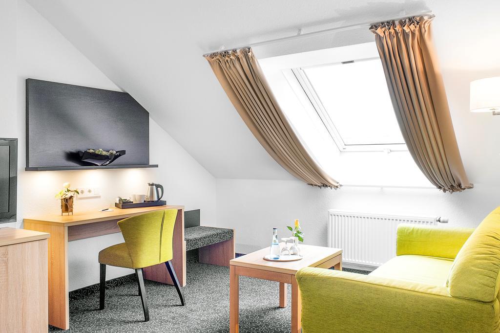 Best Western Hotel Favorit لودفيغسبرغ الغرفة الصورة