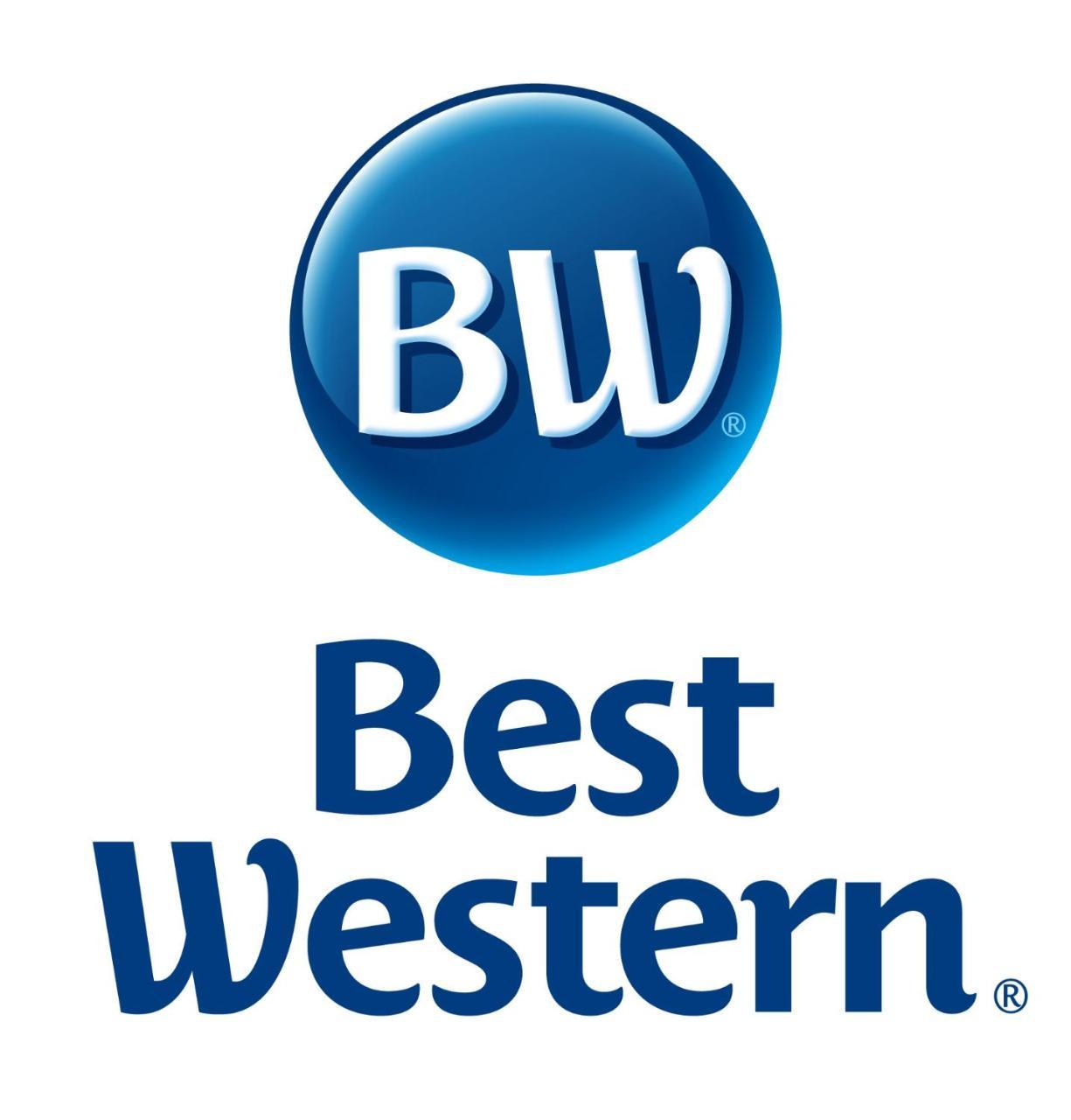 Best Western Hotel Favorit لودفيغسبرغ المظهر الخارجي الصورة